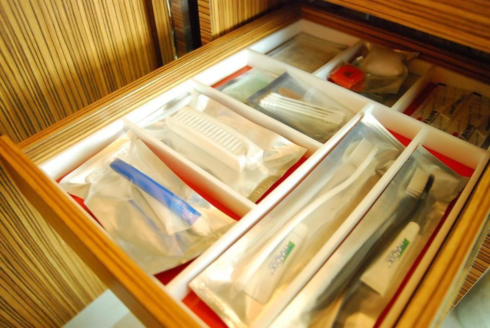 The Landis Taichung Hotel Exterior foto A drawer with a divider