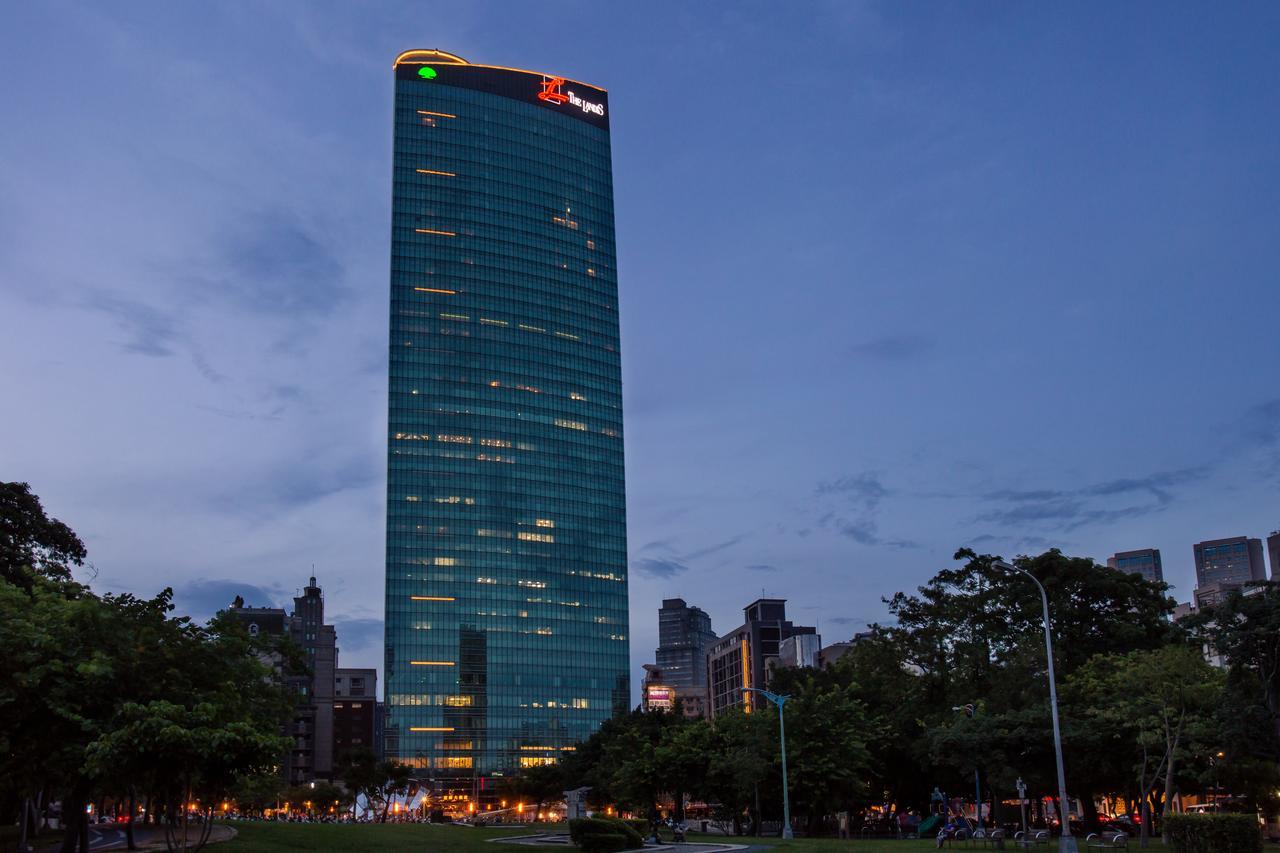 The Landis Taichung Hotel Exterior foto The building at night
